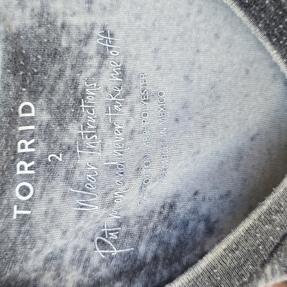 Torrid V-neck Take Me To The Closest Bar Burnout Slub Tea 2X - Picture 3 of 5
